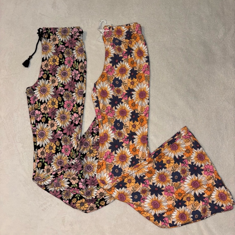 woman’s floral flare leggings
